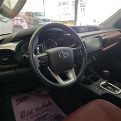 تويوتا هايلوكس